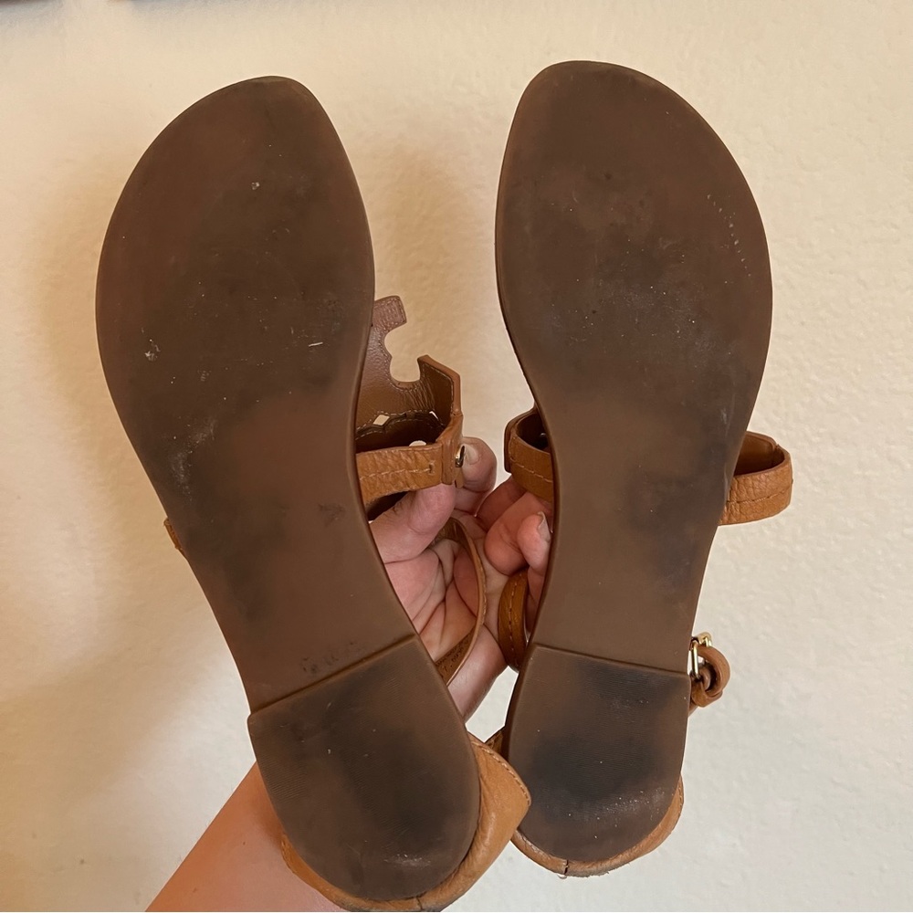 Tory Burch Phoebe Flat Thong Sandals Brown Leather Logo Size 7.5 M - Picture 7 of 9